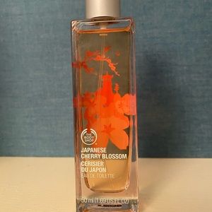 Japanese Cherry Blossom eau de toilette